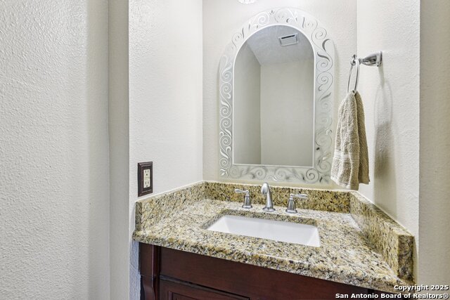 7023 Raintree Property Photo 27