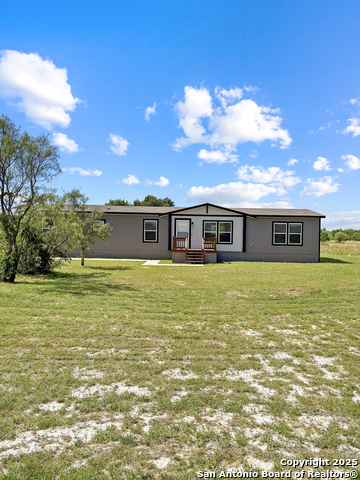 2726 Live Oak Trail Property Photo 2
