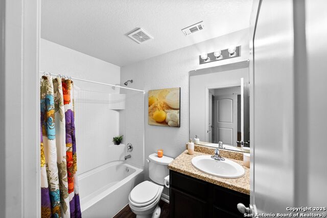 3827 Southton View Property Photo 20