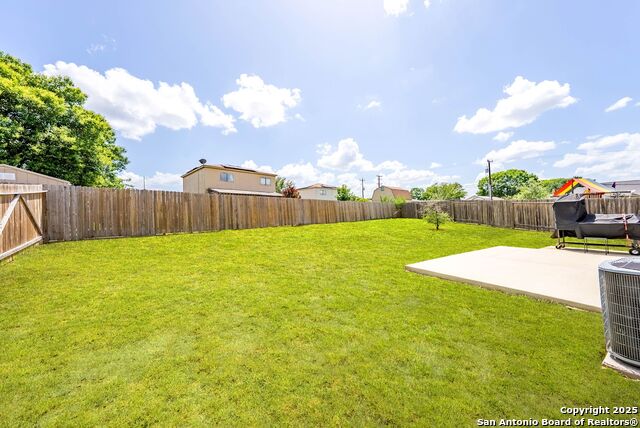 3827 Southton View Property Photo 30