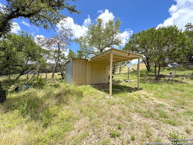 789 Rambling Property Photo 5