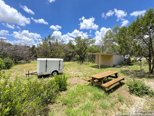 789 Rambling Property Photo 13