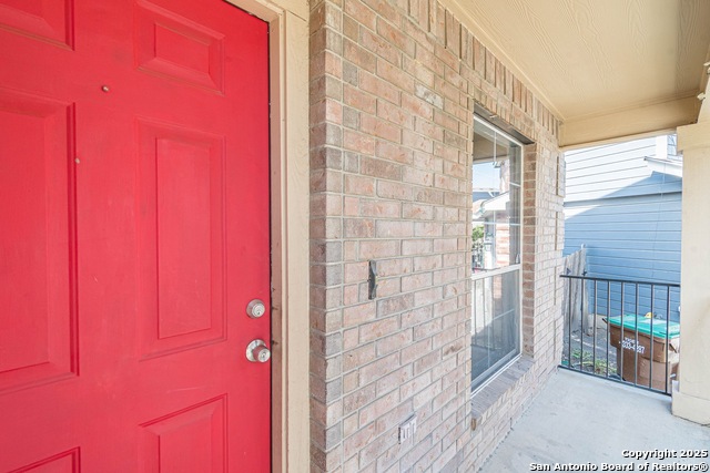 4303 Rogans Hbr Property Photo 6