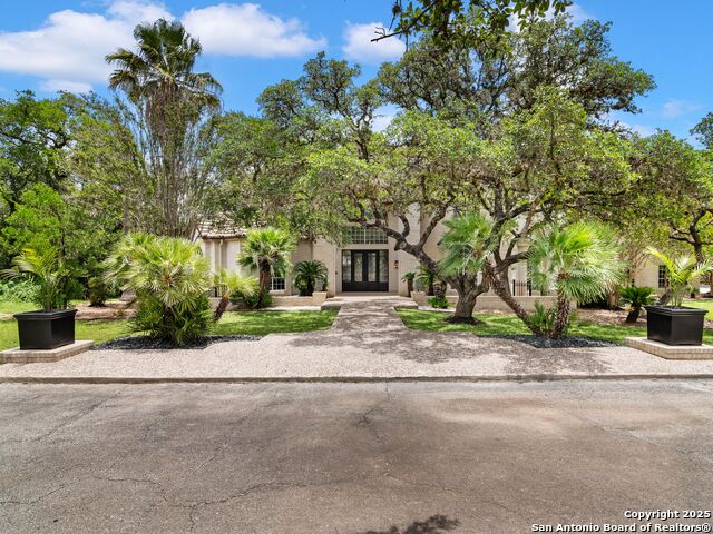6 De Zavala Property Photo 1