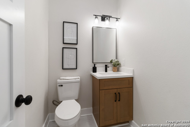 237 Carle Ave Property Photo 10