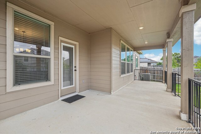 5222 Wolf Bane Property Photo 5