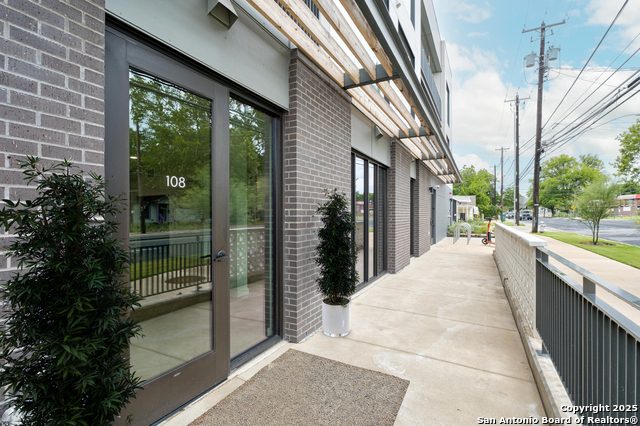 2209 S 1st Street Property Photo 1