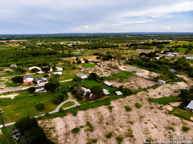 9470 Fm 1346 Property Photo 7