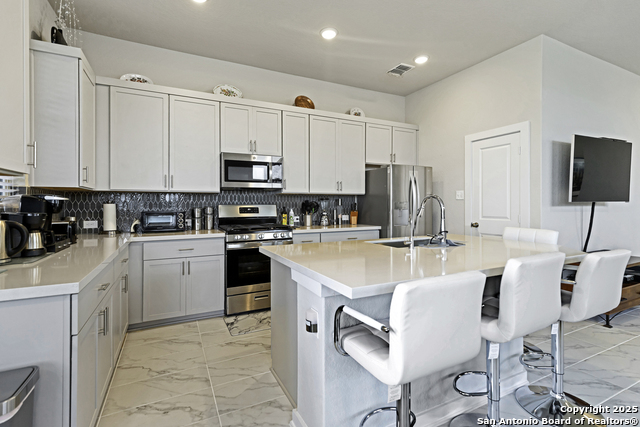 4439 Tiger Run Property Photo 9
