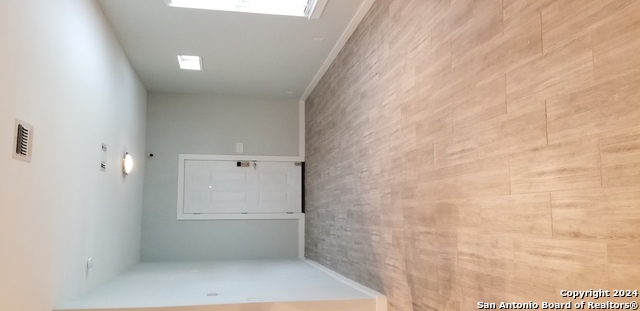 908 Camaron St Property Photo 4