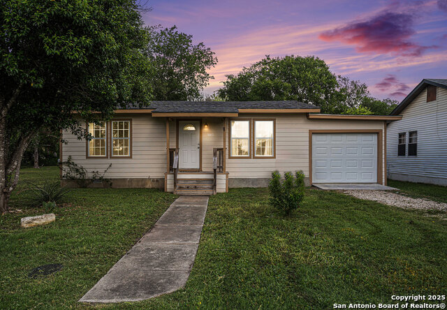 305 Kneupper Property Photo 1