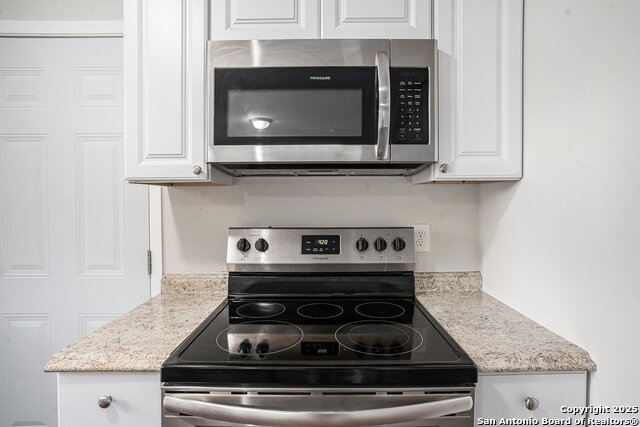 305 Kneupper Property Photo 16