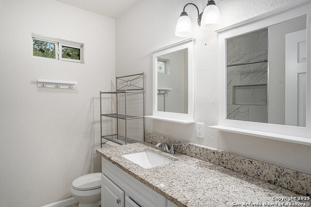 305 Kneupper Property Photo 20