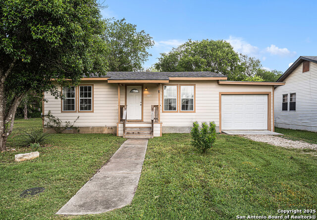 305 Kneupper Property Photo 25