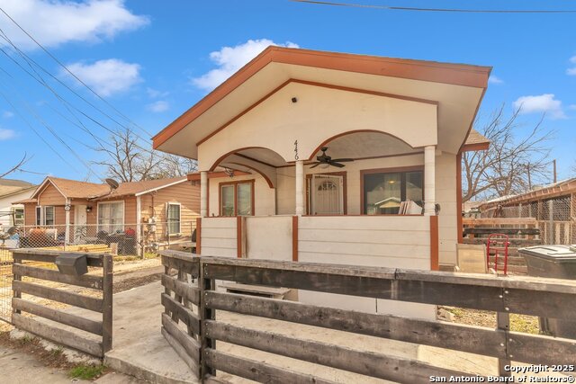 446 Blue Bonnet St Property Photo 1