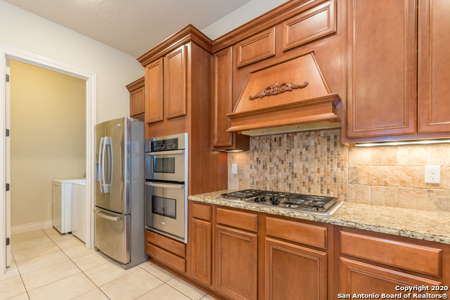 13822 Oakview Cove Property Photo 26