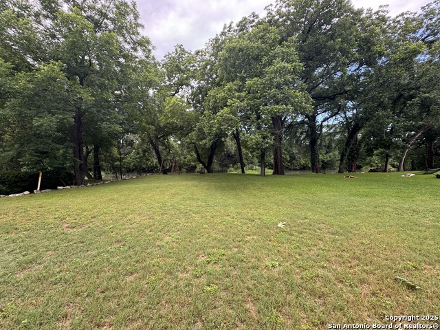415 Fair Property Photo 4