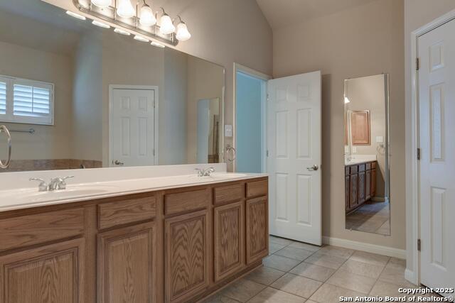 7 Cascade Glen Property Photo 15
