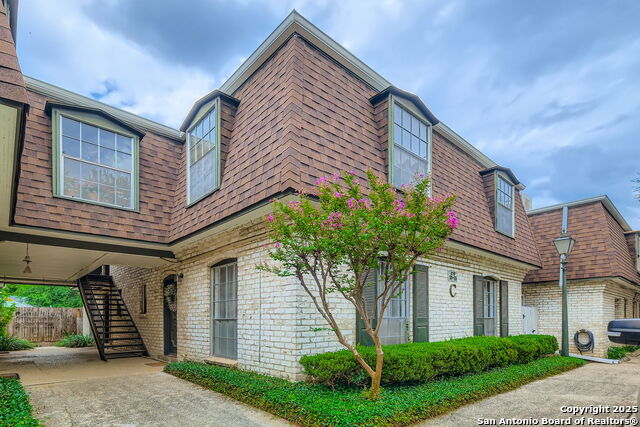 1045 Shook Avenue 111 C Property Photo 1