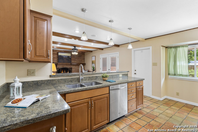 10410 Sunflower Ln Property Photo 10