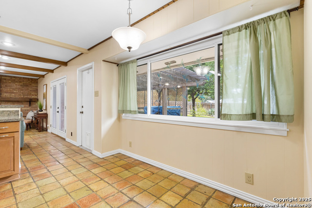 10410 Sunflower Ln Property Photo 12