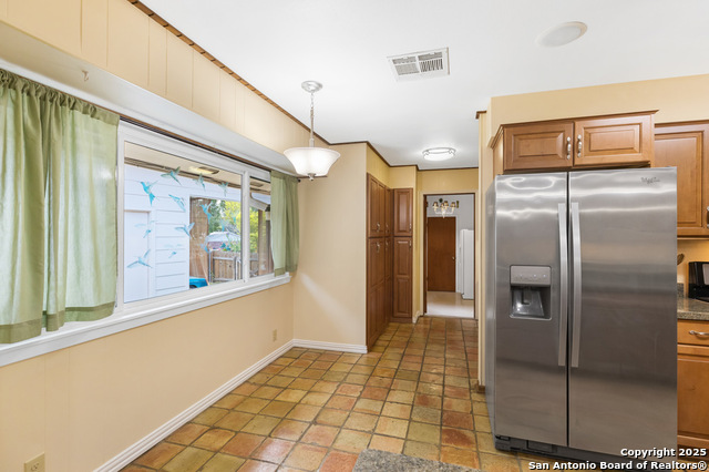 10410 Sunflower Ln Property Photo 13