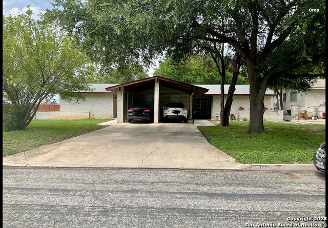 1035 Fabulous Property Photo 1