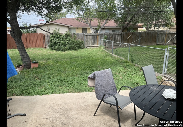 1035 Fabulous Property Photo 3