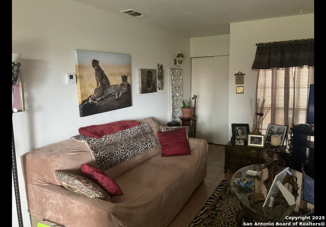 1035 Fabulous Property Photo 5