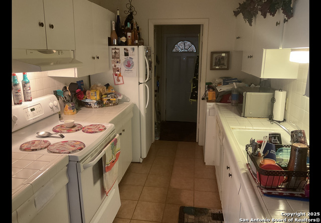 1035 Fabulous Property Photo 7