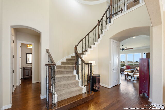 8206 Winecup Hill Property Photo 6