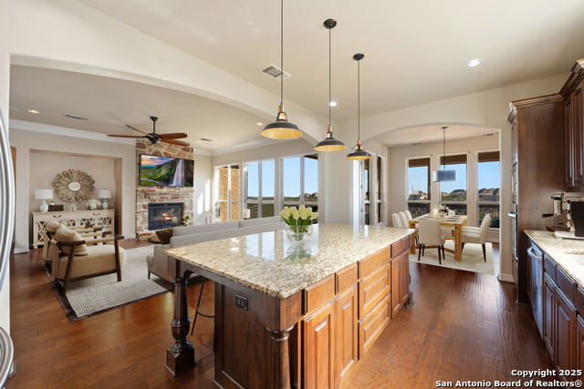 8206 Winecup Hill Property Photo 8