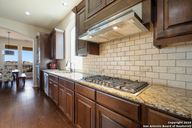 8206 Winecup Hill Property Photo 10