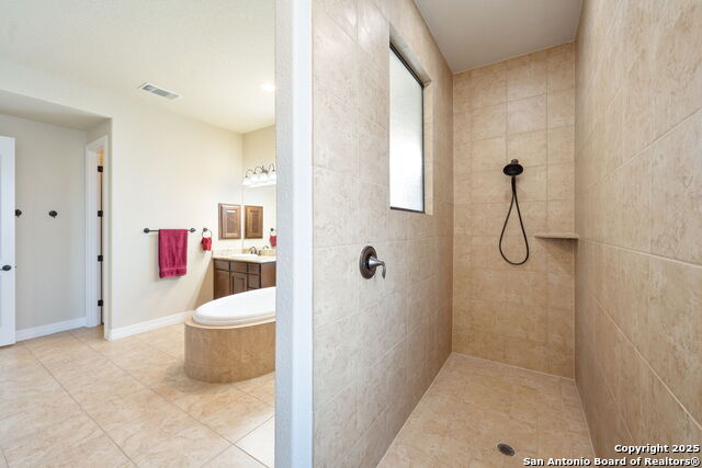 8206 Winecup Hill Property Photo 16