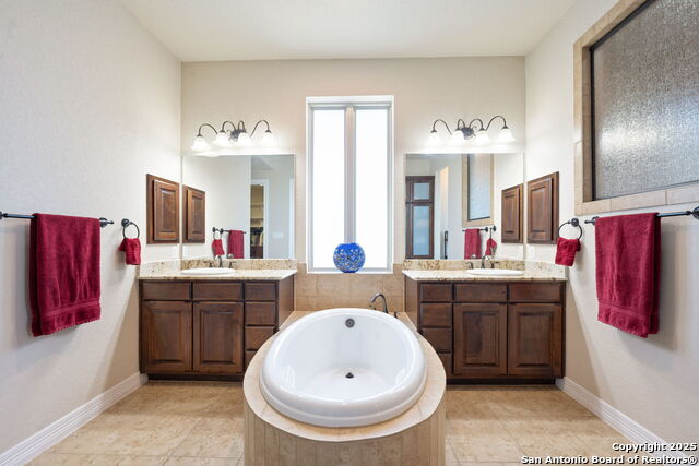 8206 Winecup Hill Property Photo 17