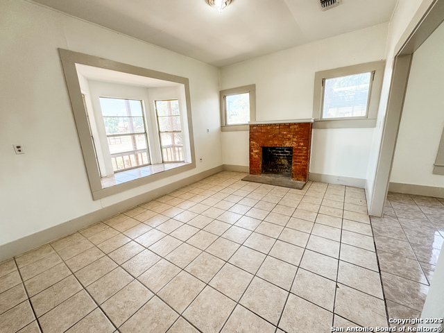 102 N Fort Property Photo 10