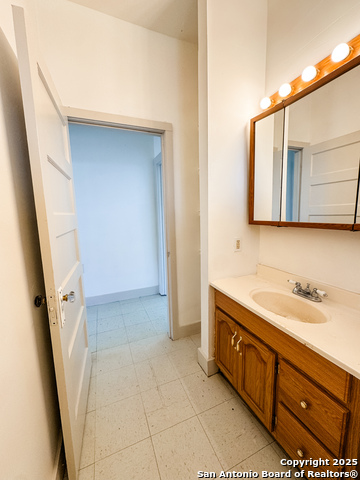 102 N Fort Property Photo 33