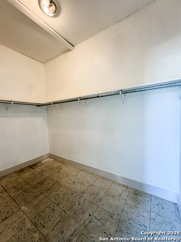 102 N Fort Property Photo 37