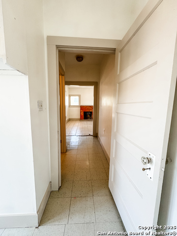 102 N Fort Property Photo 38