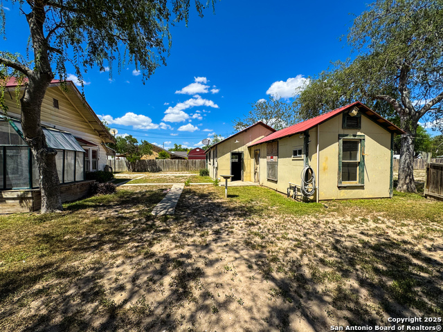 102 N Fort Property Photo 41