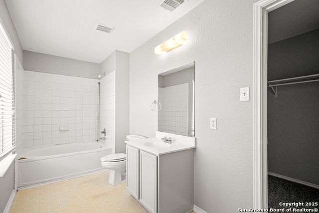 8203 Elktree Pass Property Photo 24