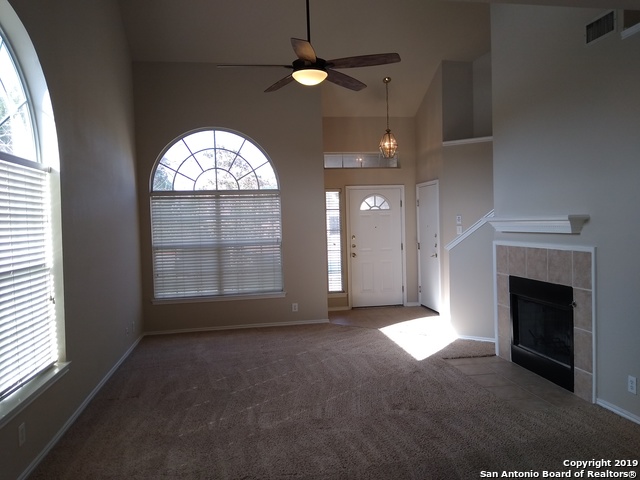 6114 Lakeview Court Property Photo 3
