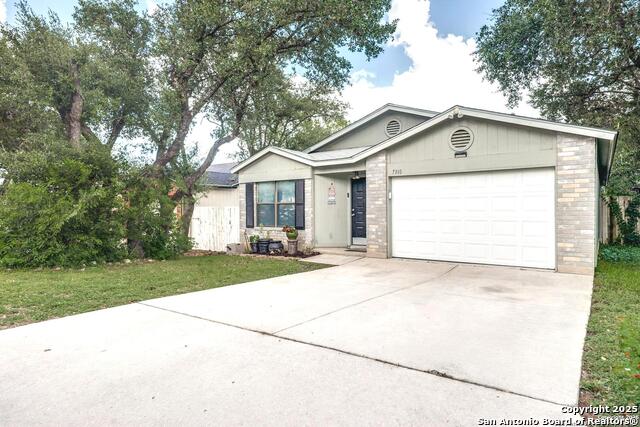 7310 Hunters Lk Property Photo 2