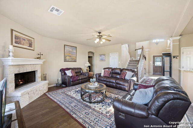 17132 Bandera Rd Property Photo 7