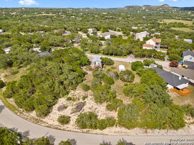 1698 Sorrel Creek Property Photo 32