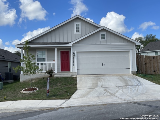 10234 Robbins Creek Property Photo 1