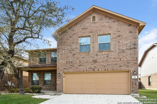 927 Trilby Property Photo 1