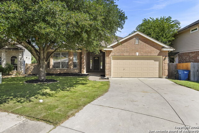 665 La Bahia Loop Property Photo 1