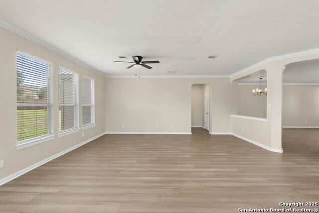 213 Springtree Parkway Property Photo 10