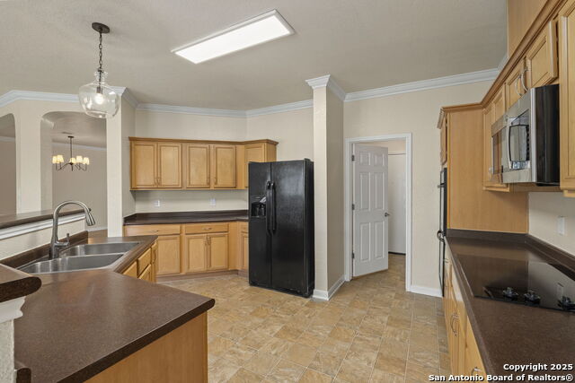 213 Springtree Parkway Property Photo 15